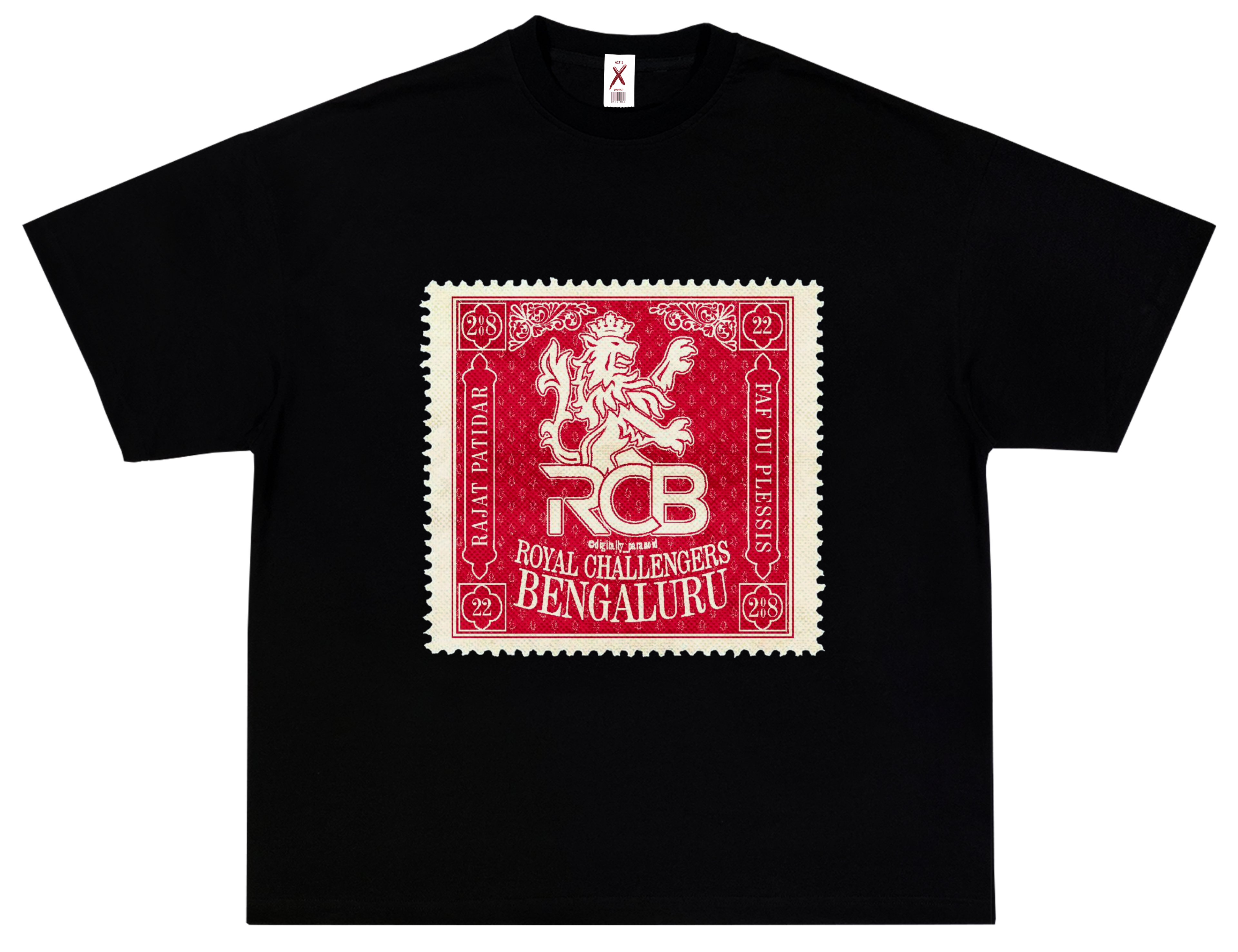 RCB LEGACY STAMP – OVERSIZED CLASSIC T-SHIRT