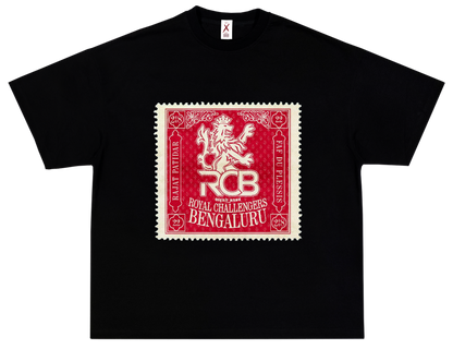 RCB LEGACY STAMP – OVERSIZED CLASSIC T-SHIRT